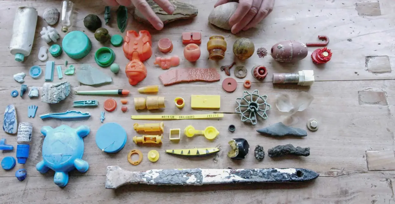 Za přílivu mořem pokladů