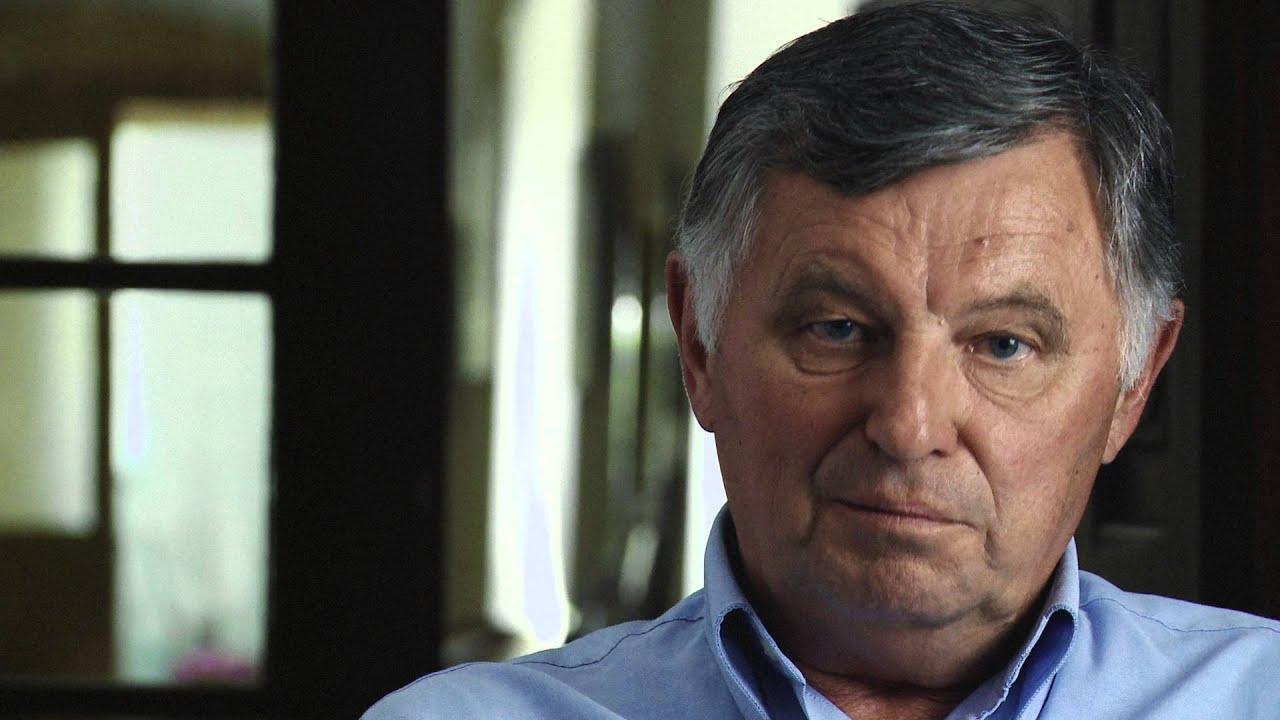 1989: A Statesman Opens Up