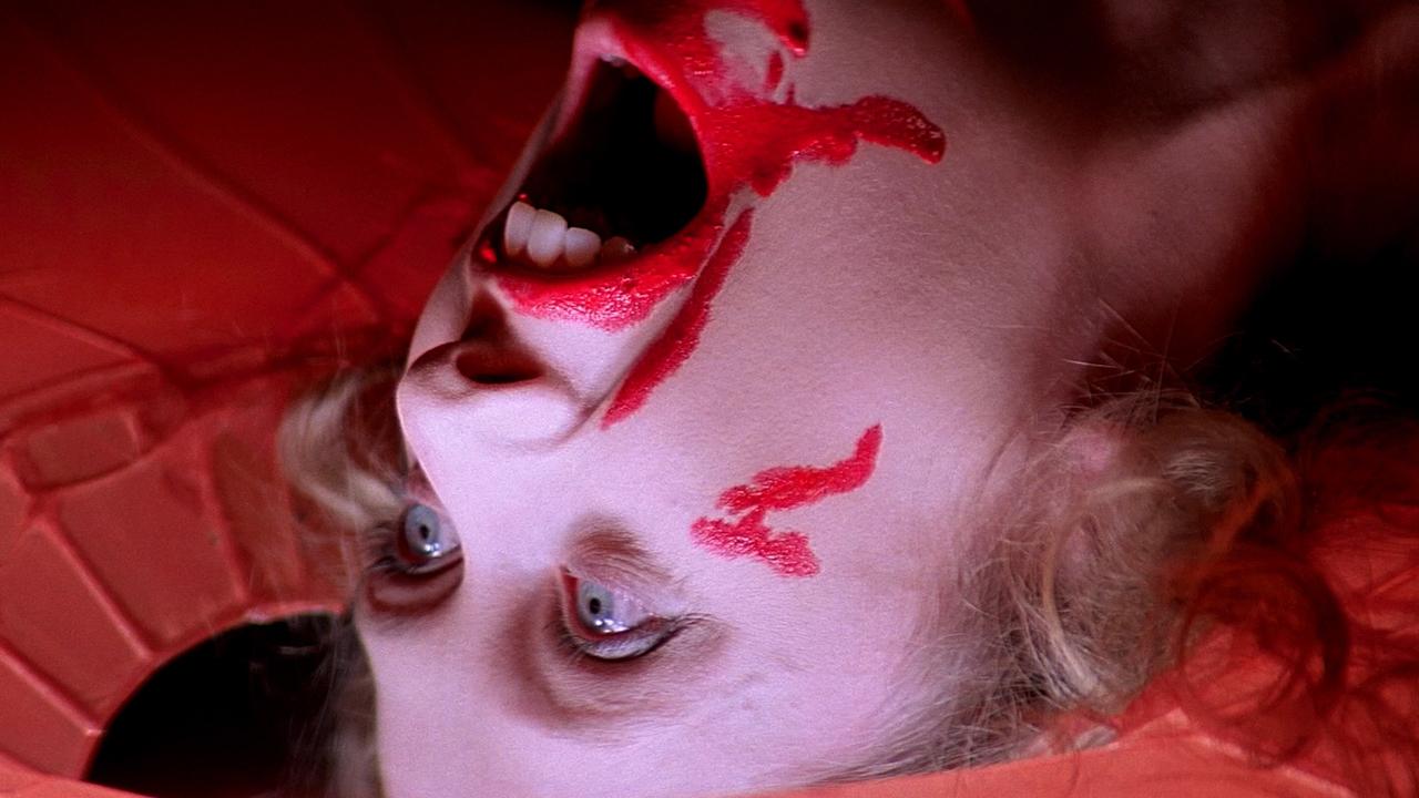 Suspiria (1977)