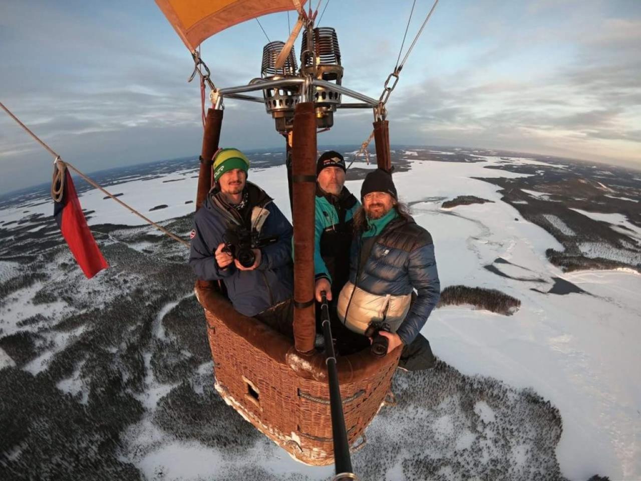 Balonem přes polární kruh a další