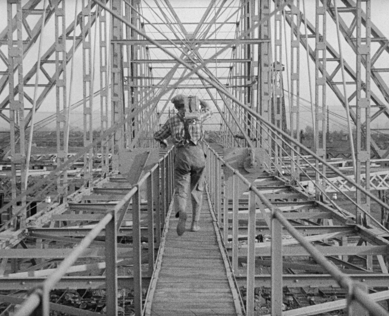 Muž s kinoaparátem