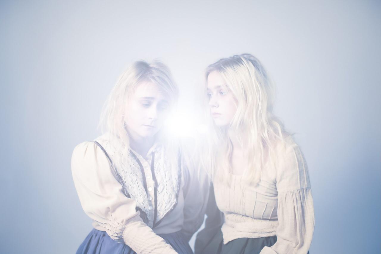 Koncert kapely Maustetytöt (FI) a Karaoke Blues