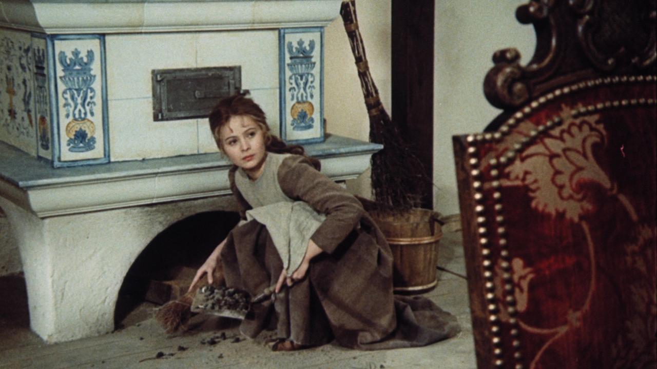 Tři oříšky pro Popelku