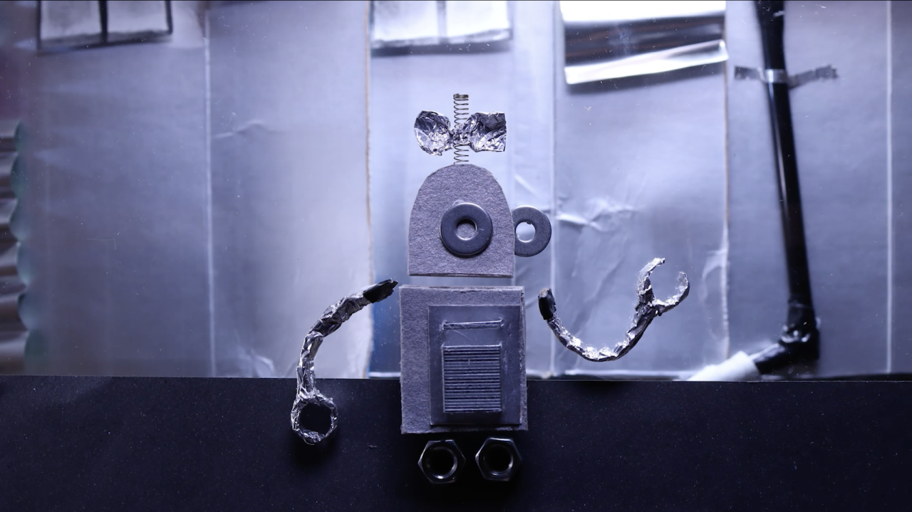 Vernisáž výstavy - "Světy strážců" - práce dětí ze střediska volného času Helceletka