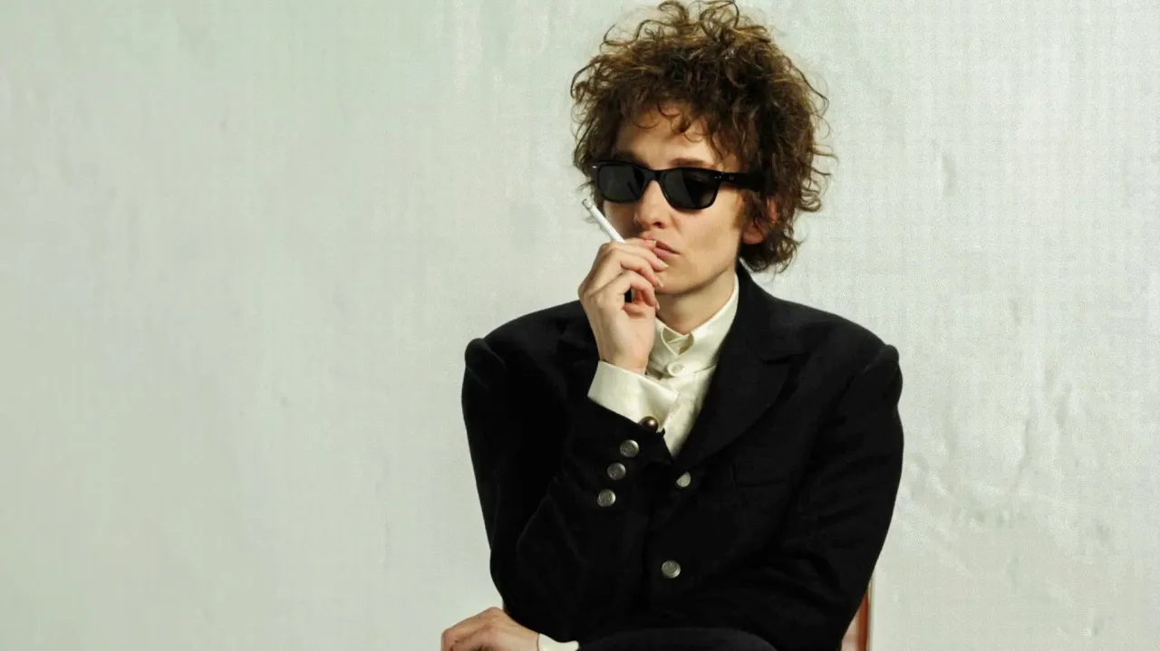 Beze mě: Šest tváří Boba Dylana