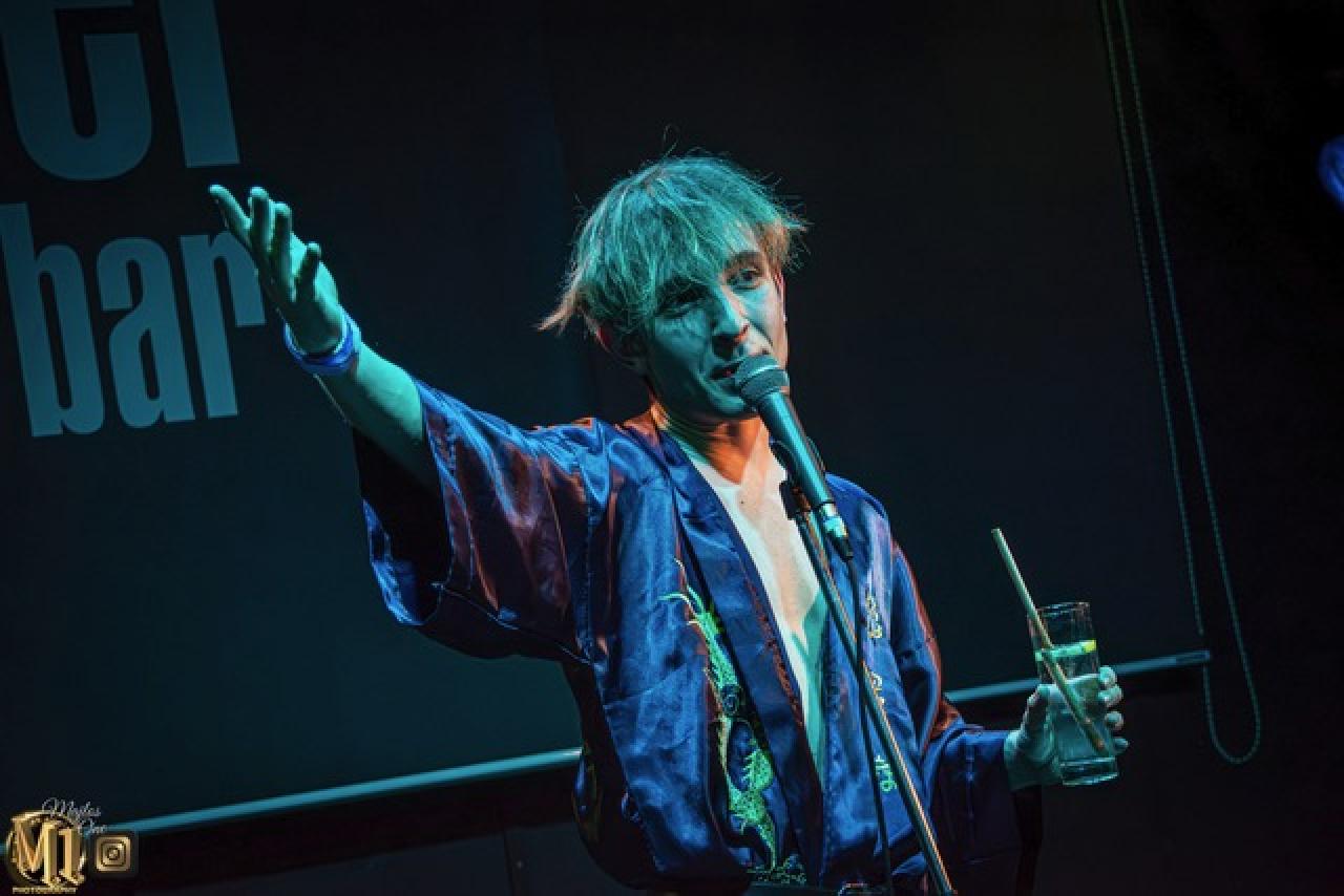 EROTIC SLAM V BI©ENTRAL